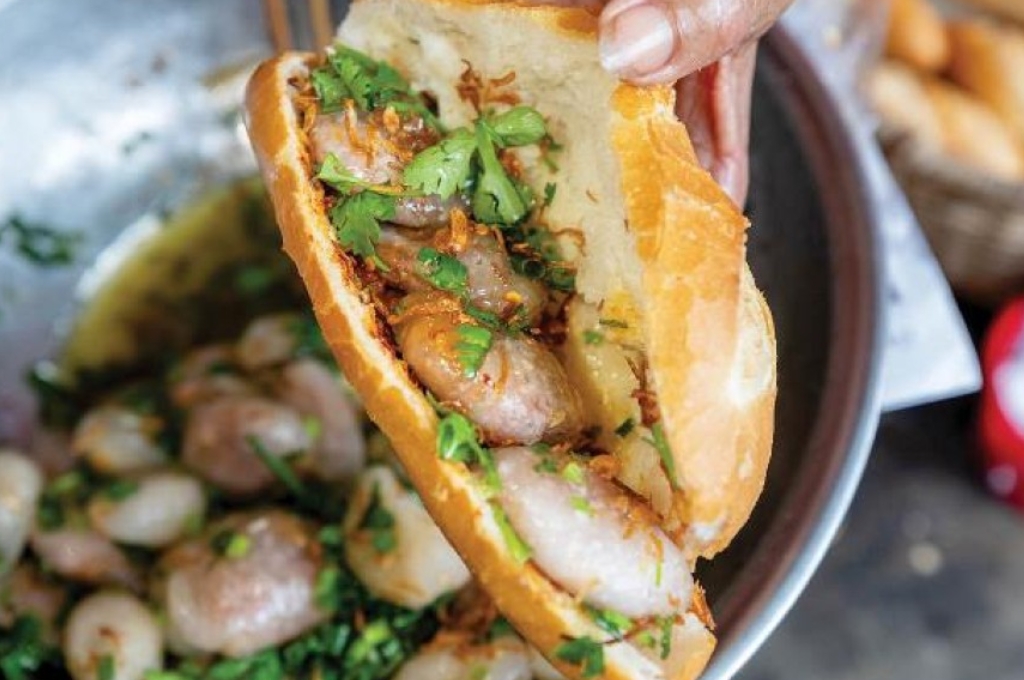 Món ăn vặt Đà Nẵng độc đáo - Bánh mì bột lọc