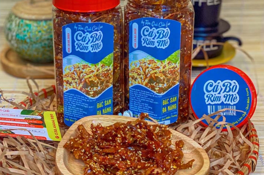 Cá bò khô dai thơm được rim với sốt me chua ngọt