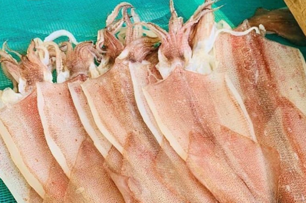 Đặc sản Đà Nẵng mực một nắng nổi tiếng khắp cả nước