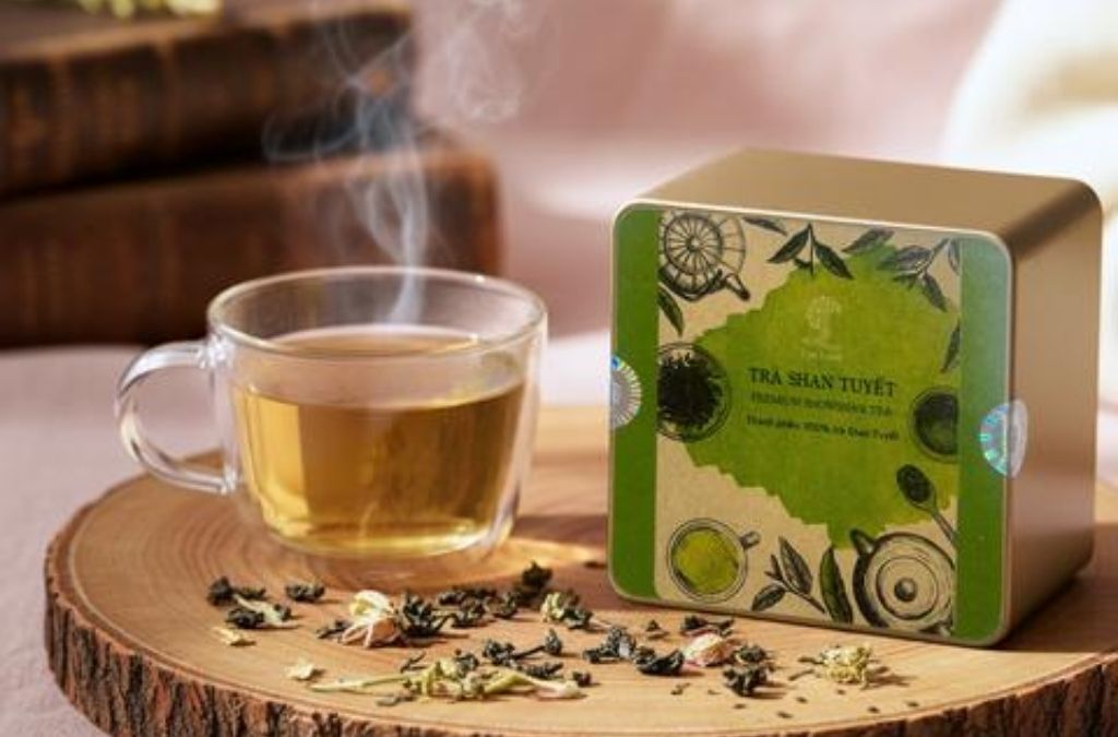  Sản phẩm chè Shan tuyết Hà Giang đóng hộp giấy với bao bì đặc trưng