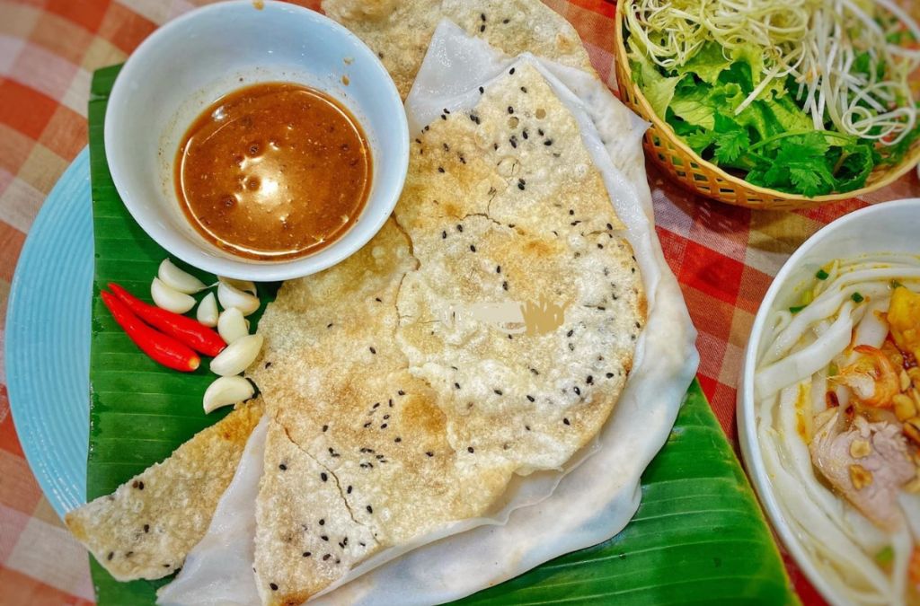 Bánh đập Nha Trang và mắm nêm