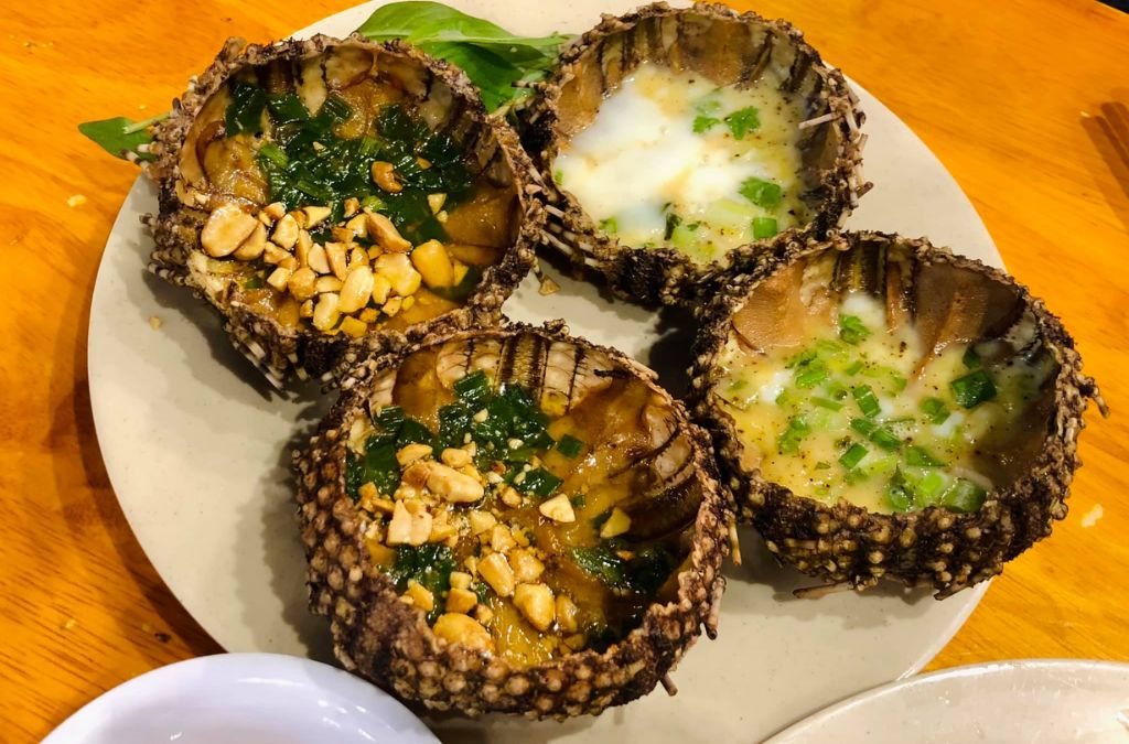 Nhum biển nướng mỡ hành