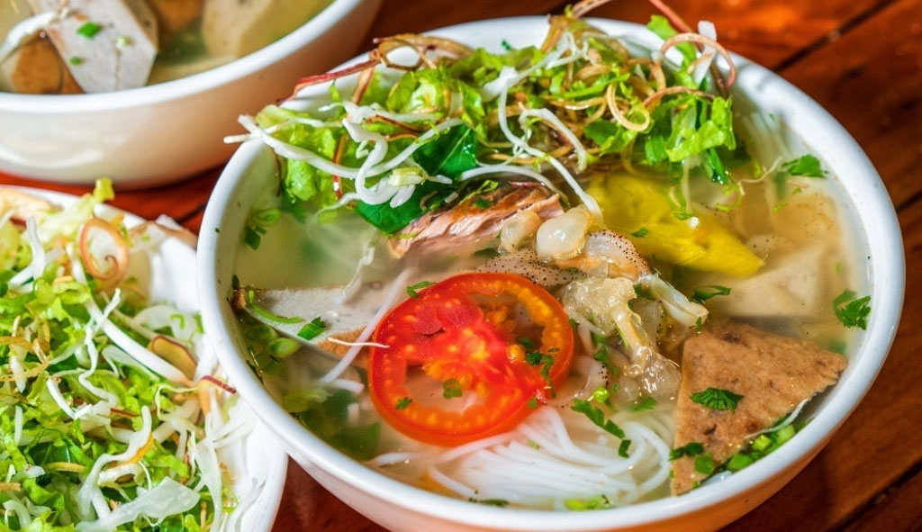 Bún sứa đặc sản Vĩnh Hy