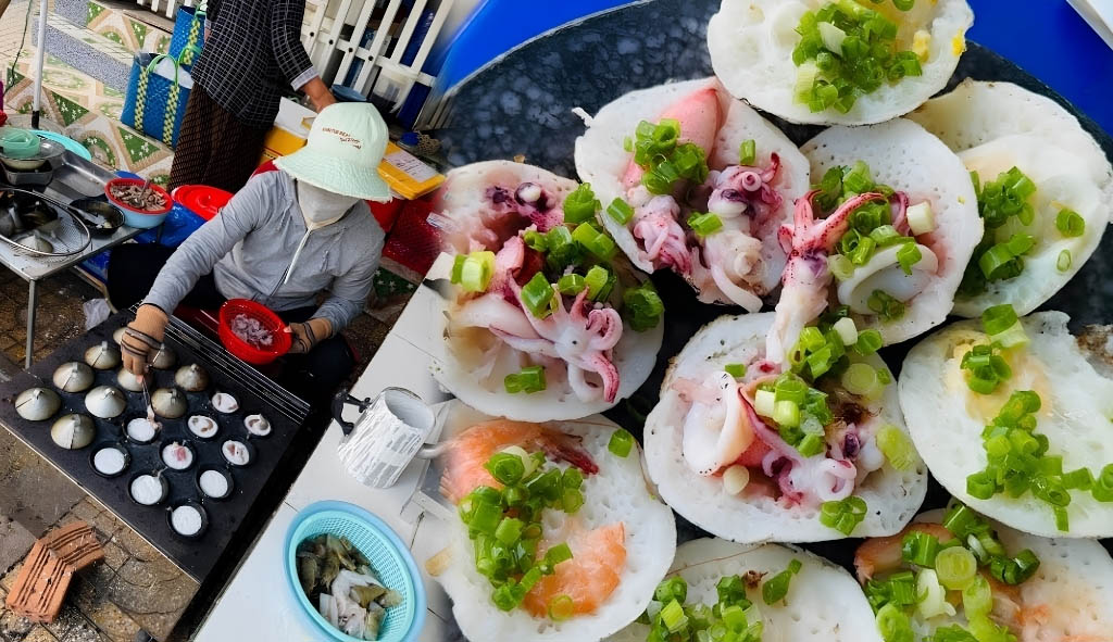 Bánh căn hải sản Vĩnh Hy