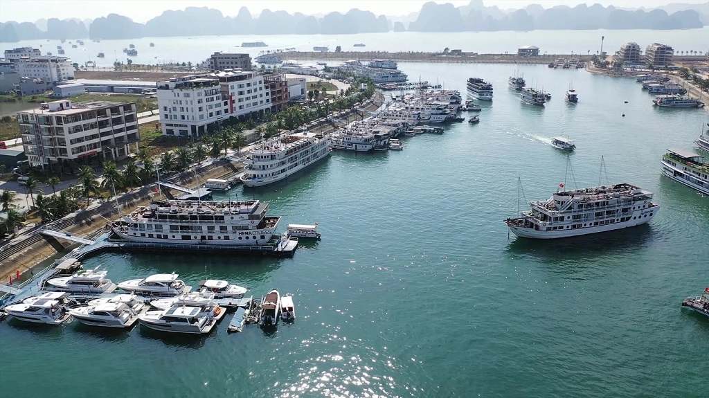 Cảng tàu khách Quốc tế Tuần Châu