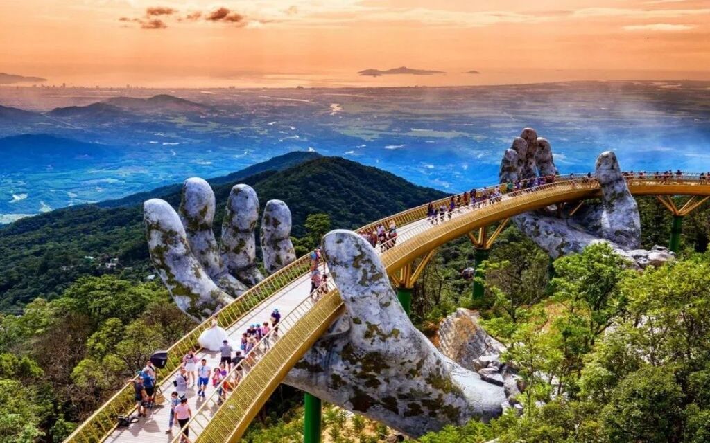 Cầu Vàng tại Bà Nà Hills