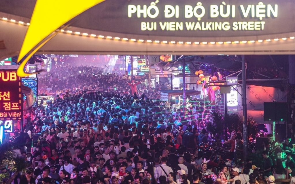 Halloween ở phố Tây Bùi Viện 
