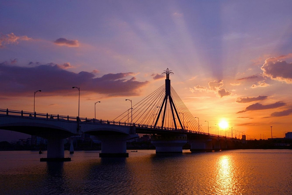 Cầu sông Hàn Đà Nẵng