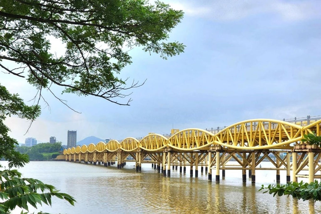Cầu Nguyễn Văn Trỗi