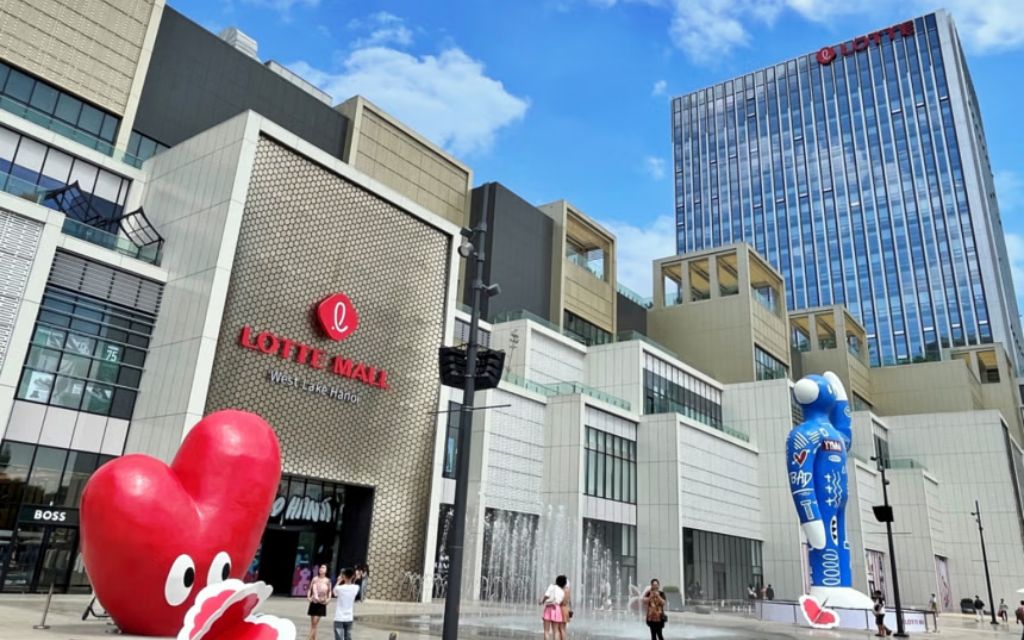 Lotte Mall West Lake Hanoi 