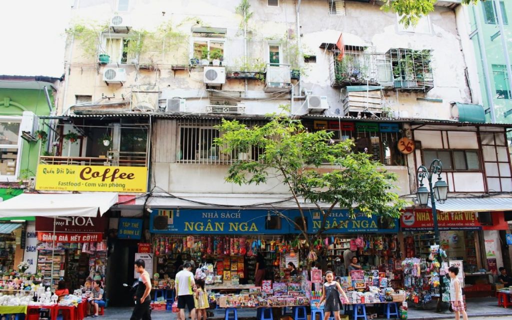 Phố sách Đinh Lễ