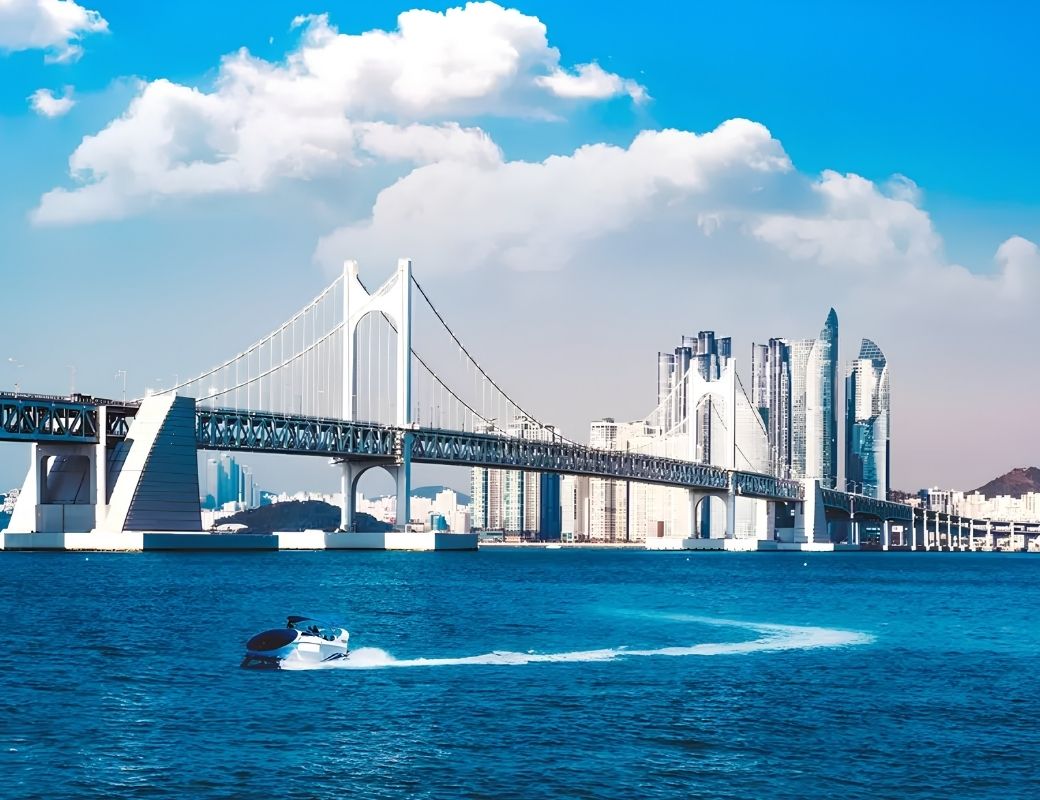 Bãi biển Haeundae và Gwangalli tại Busan