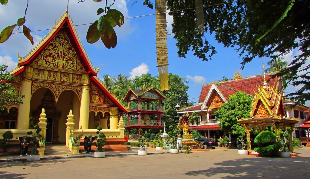 Chùa Mẹ Si Mương với kiến trúc Phật giáo đặc trưng tại Viêng Chăn