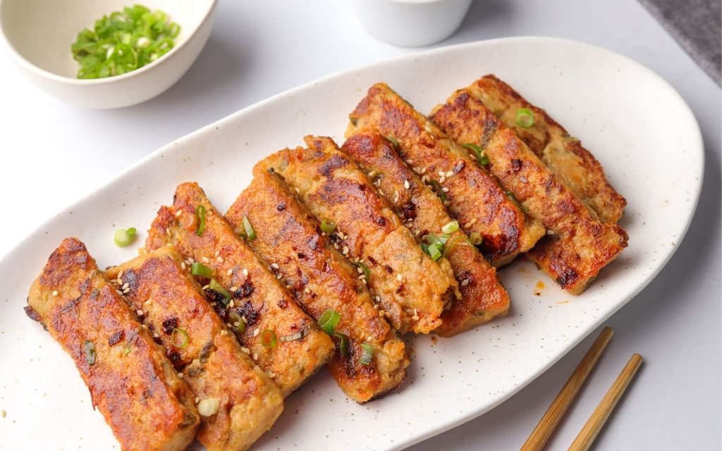 Bánh củ cải chiên Lo Bak Go 