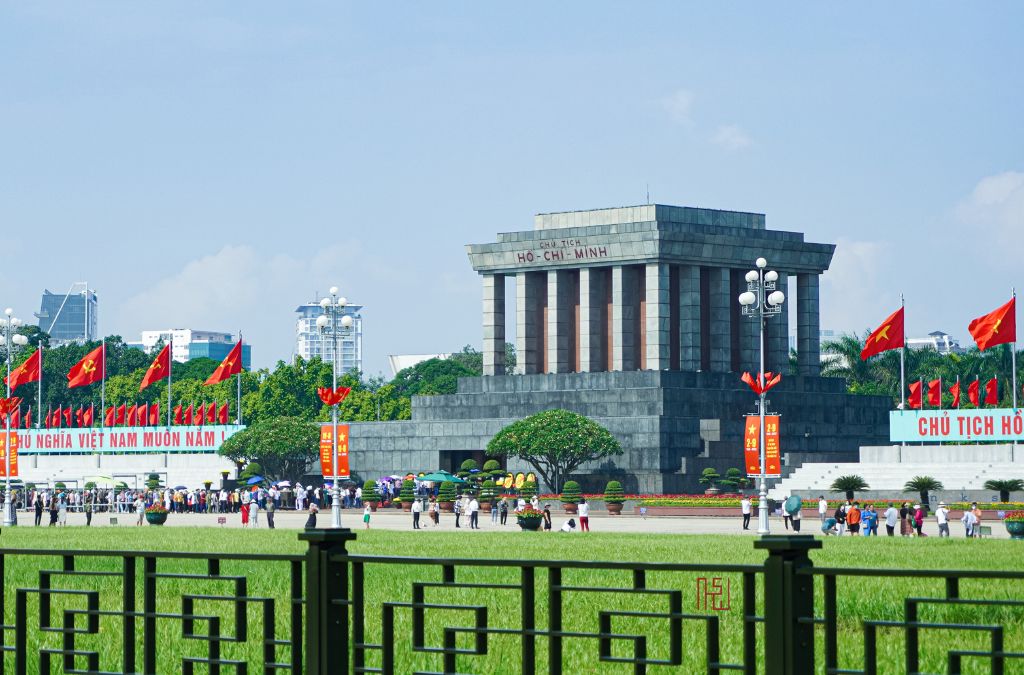 Lăng Chủ tịch Hồ Chí Minh tại Quảng trường Ba Đình