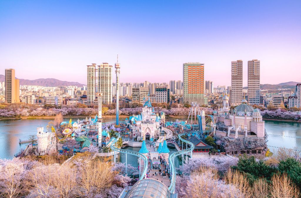 Toàn cảnh công viên Lotte World tại Seoul nhìn từ trên cao