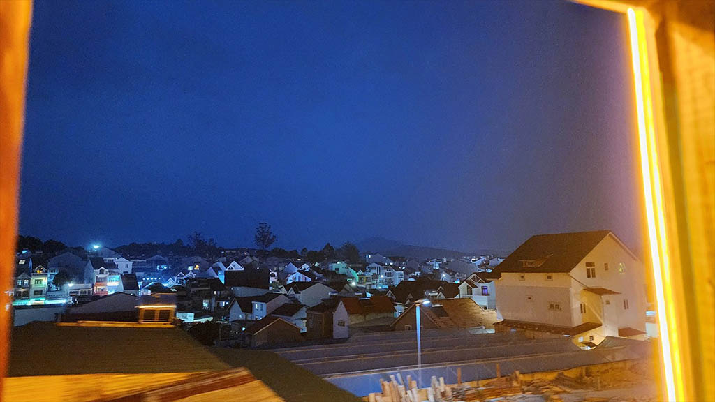 Tàu du lịch từ Ga Đà Lạt đi Trại Mát.