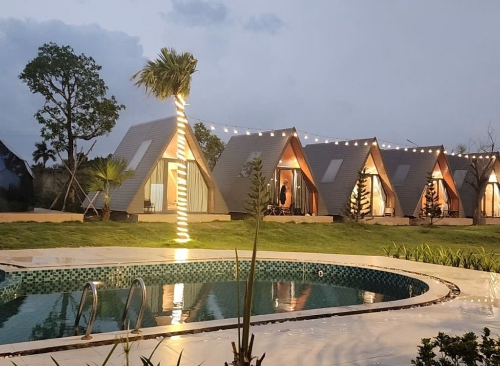 Lều Utopia Glamping bên hồ bơi Thủ Đức