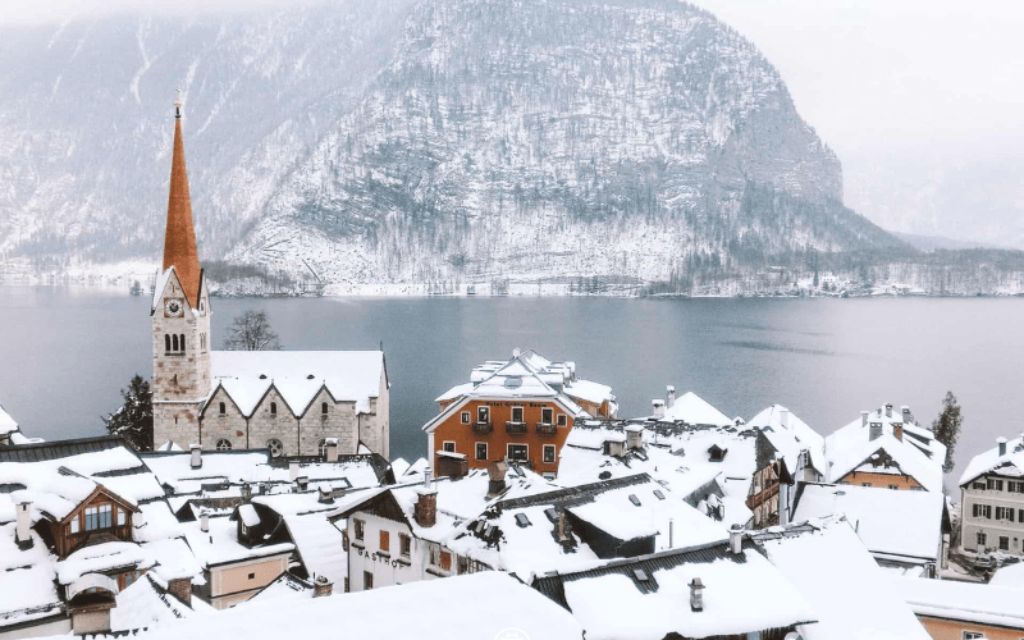 Hallstatt mùa đông là ngôi làng đẹp nhất nước Áo
