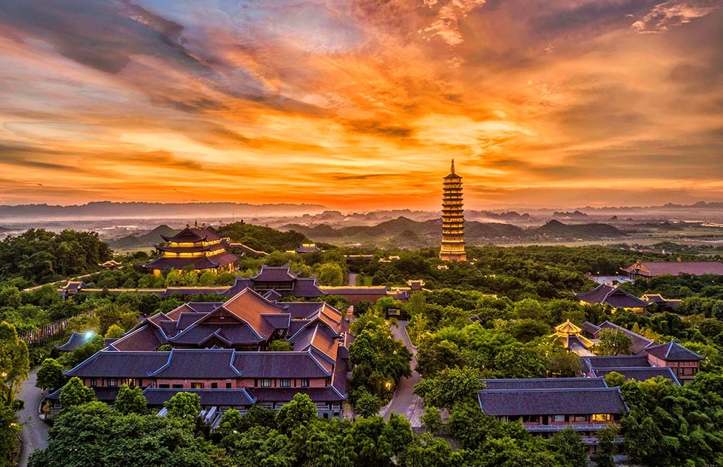 Chùa Bái Đính là điểm du lịch tâm linh nổi tiếng