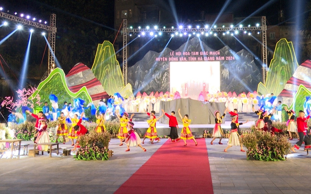 Lễ hội hoa tam giác mạch Hà Giang