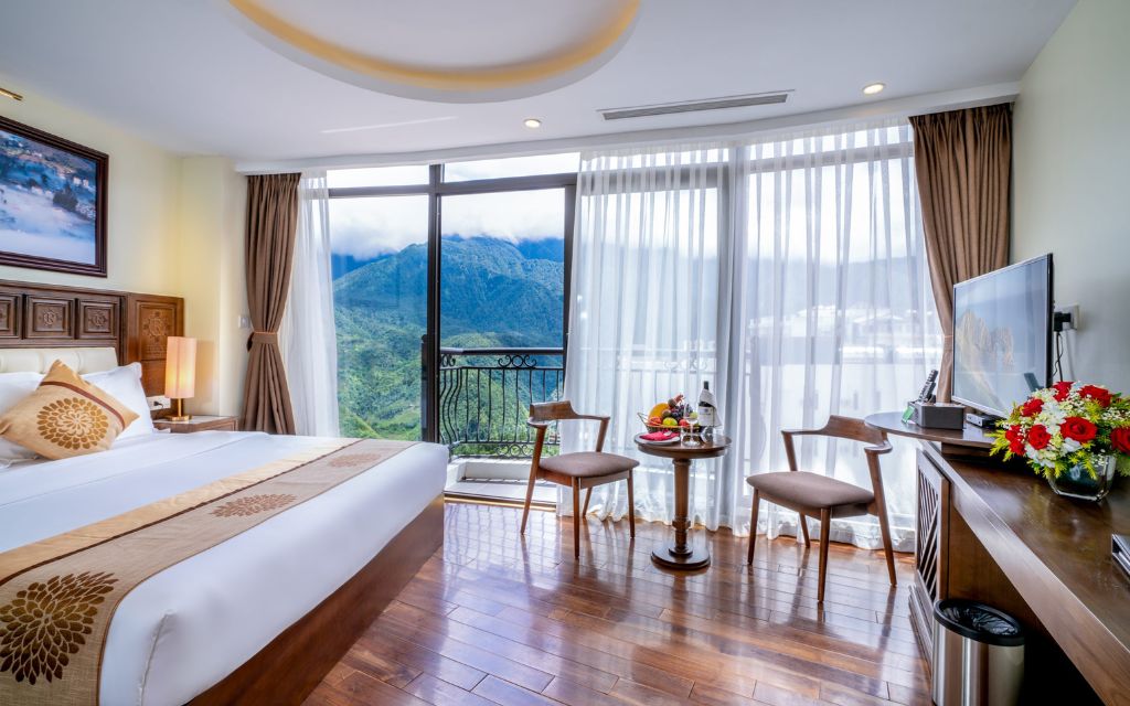 Phòng khách sạn Sapa view núi 