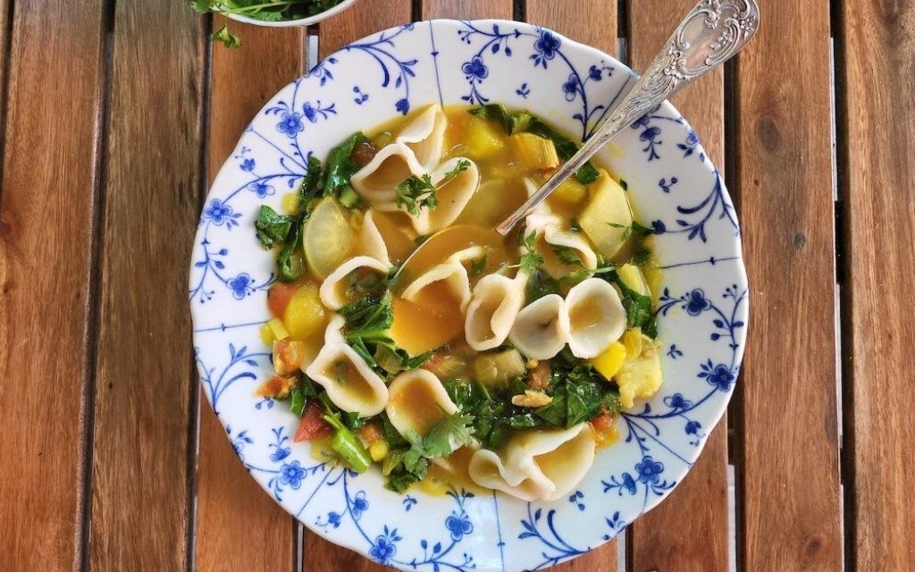 Món bánh mì nước Chhutagi 