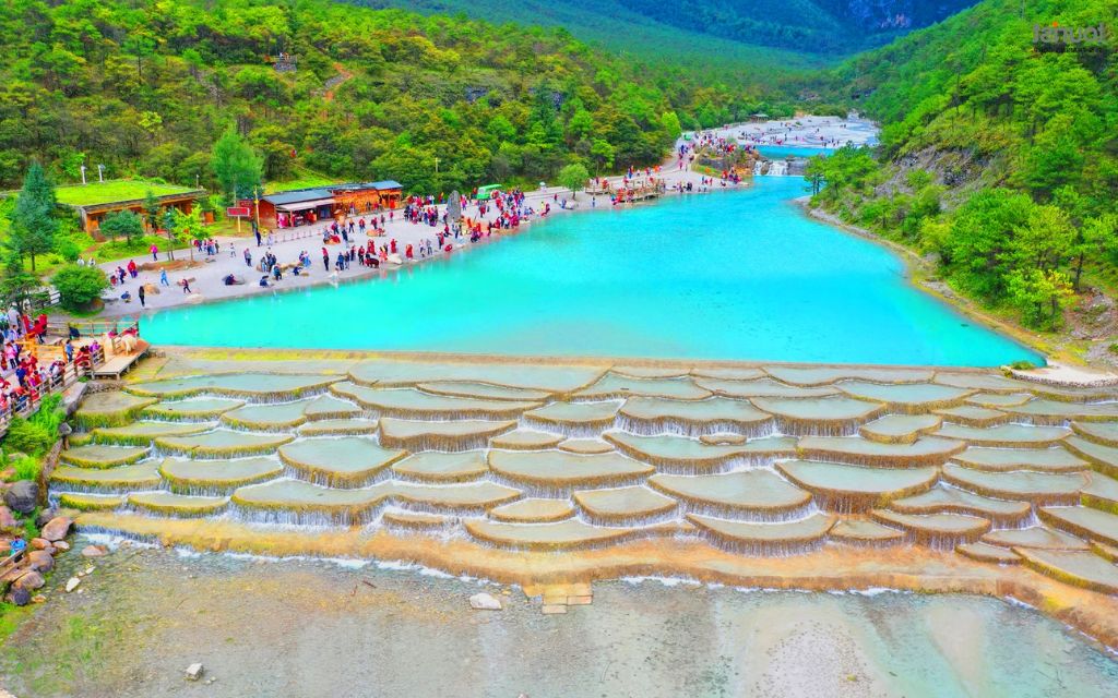 Hồ bậc thang Bạch Thủy Hà