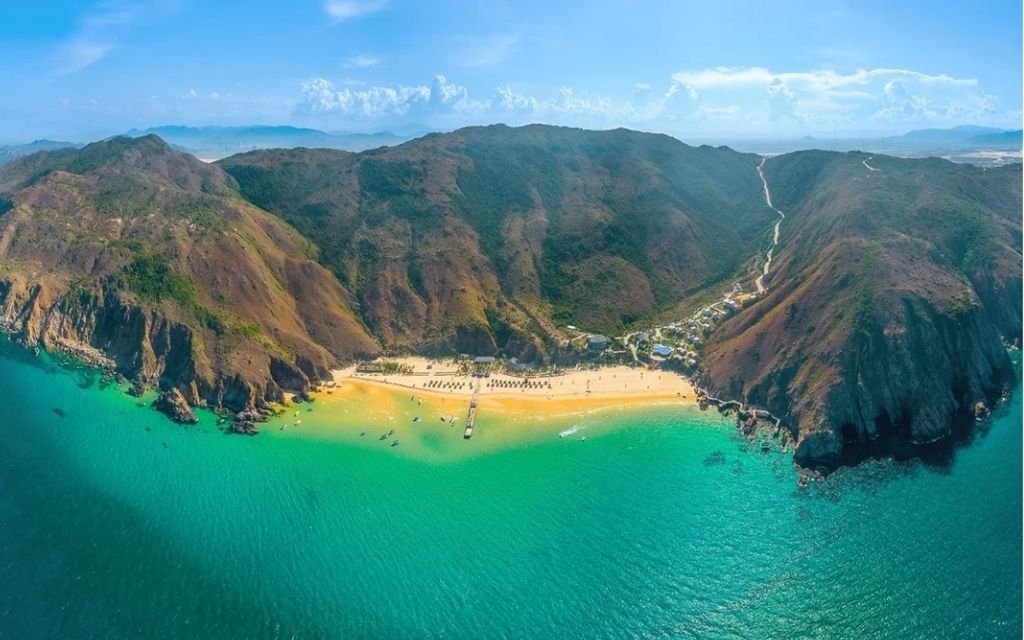 Bãi biển Kỳ Co Quy Nhơn