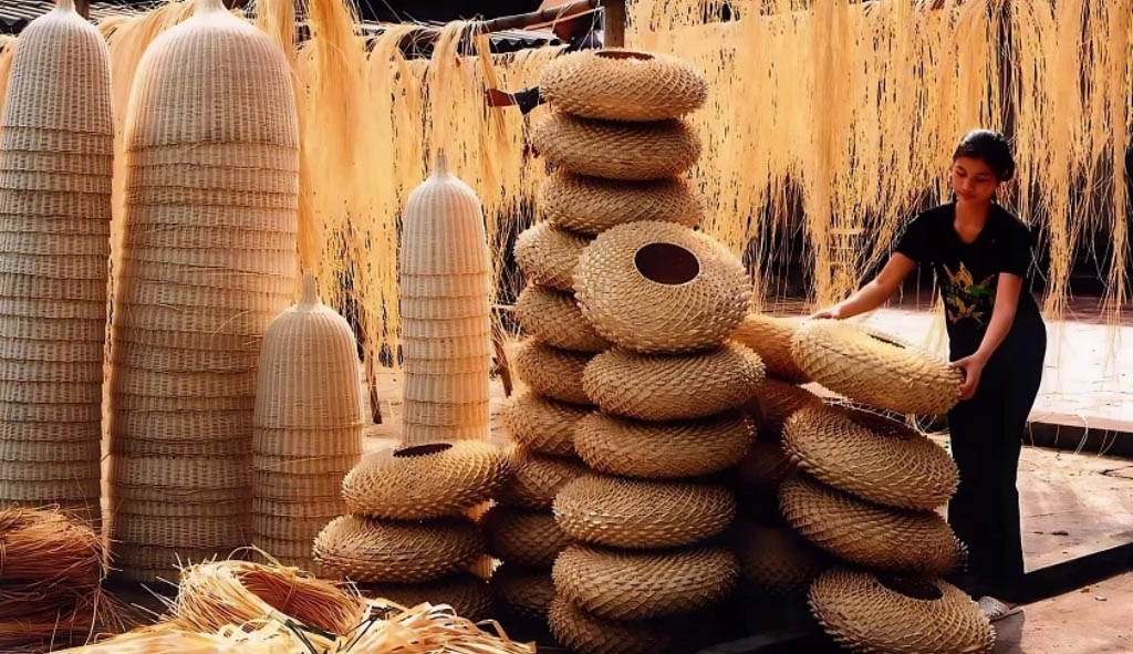 Làng nghề truyền thống mây tre đan Phú Vinh