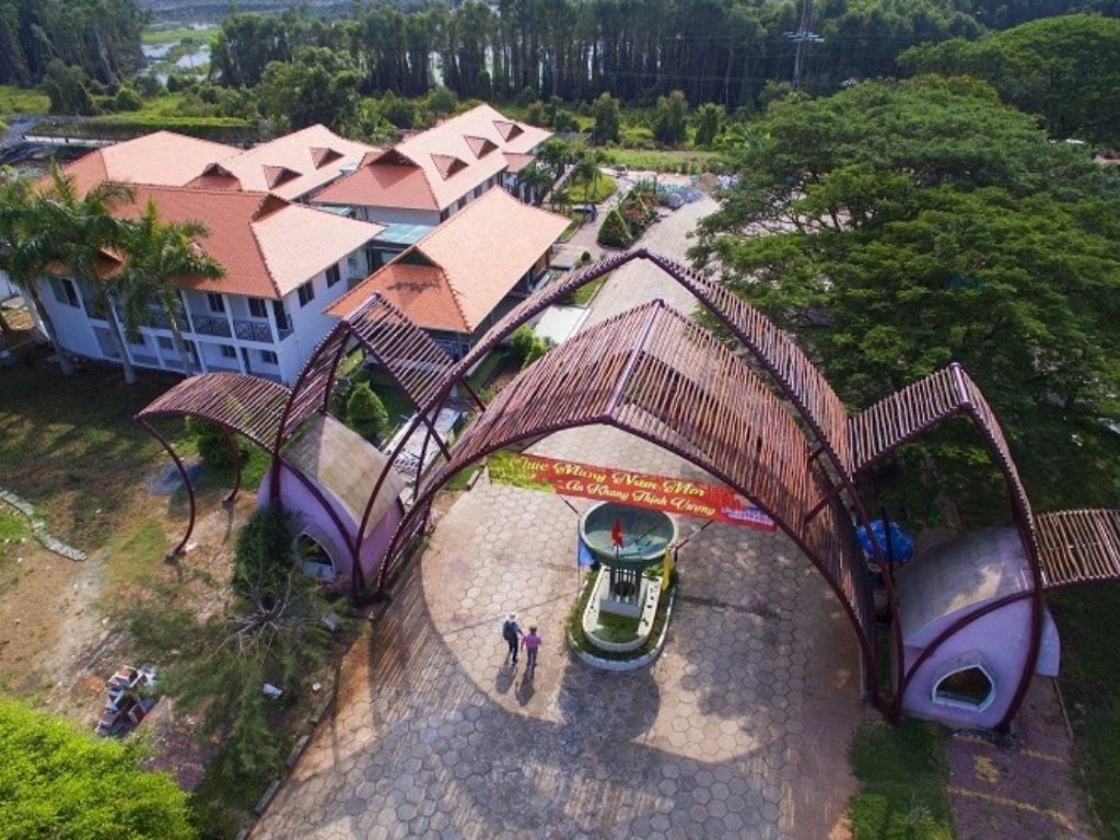 Tuyến đường di chuyển đến Làng nổi Tân Lập