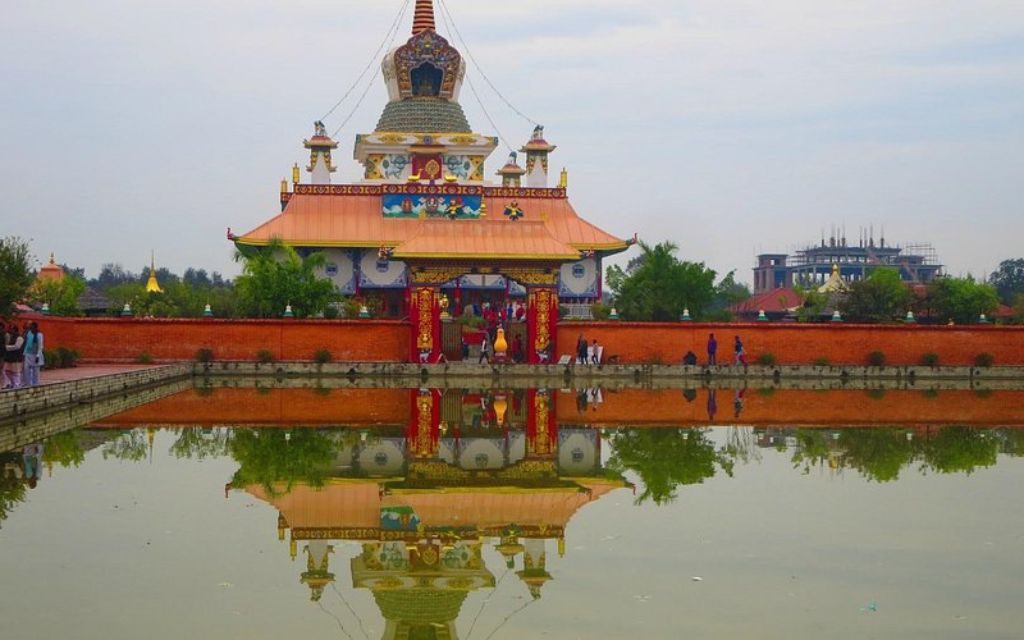 Khu Tu viện Quốc tế 
