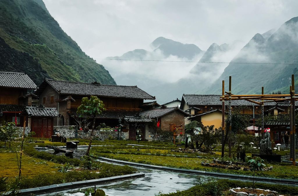 Khu homestay giữa núi đá và bản làng tại Mèo Vạc