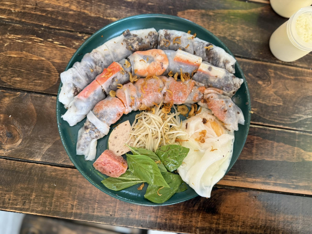 bánh cuốn đà lạt