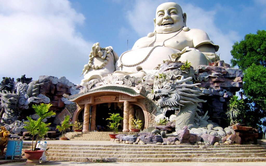 Núi Cấm
