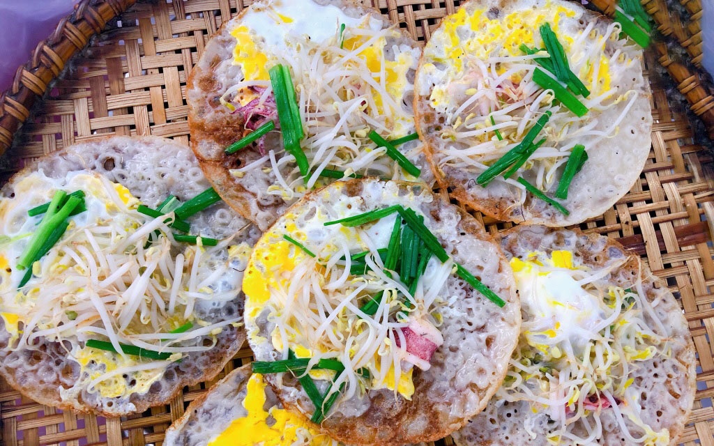 Bánh xèo mực Phú Yên