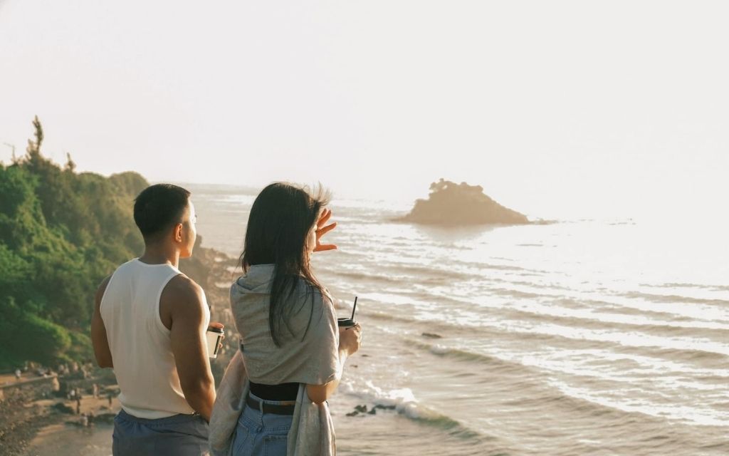 Quán cà phê view biển gần Mũi Nghinh Phong Vũng Tàu
