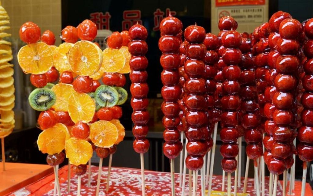 Kẹo hồ lô đỏ rực