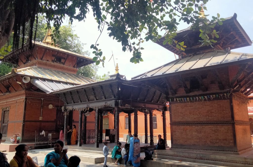 Đền Ram Mandir với kiến trúc mái pagoda tại Janakpur