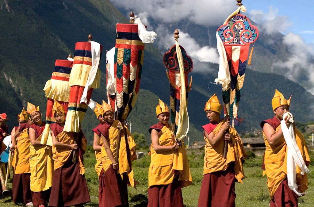 Các nhà sư trong lễ hội Mani Rimdu tại vùng Everest
