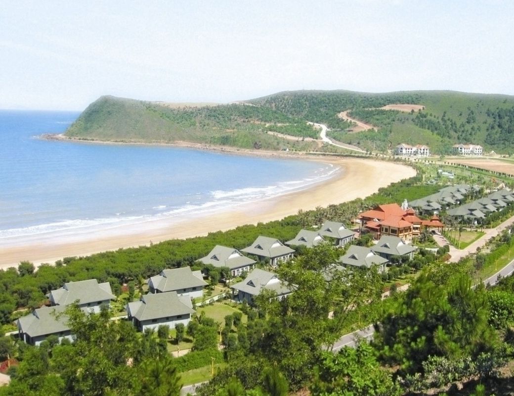 Cảnh biển Bãi Lữ. 