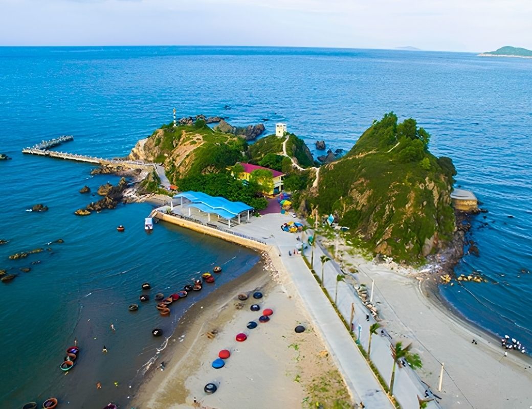 Đảo Lan Châu nhìn từ trên cao. 