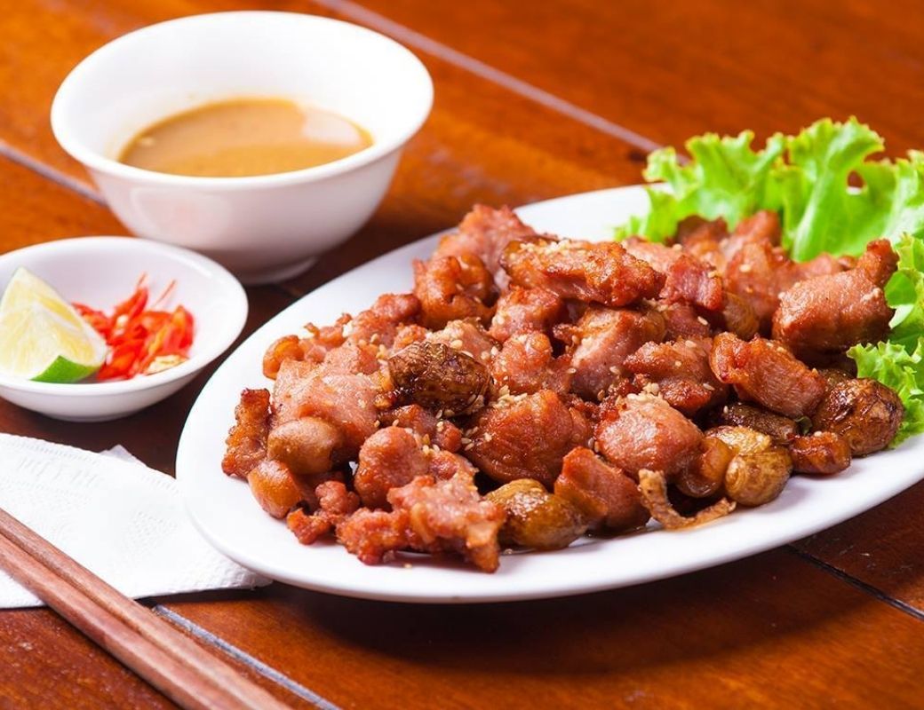 Món bê chao Nam Đàn. 