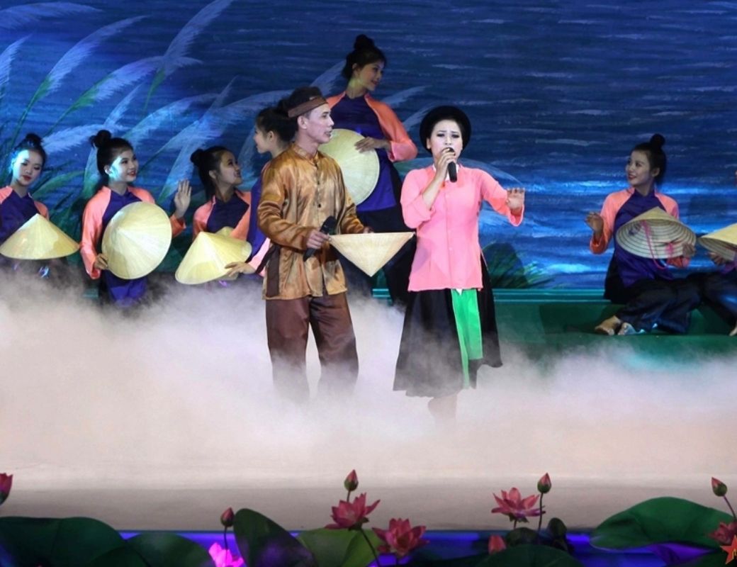 Biểu diễn dân ca Ví, Giặm. 