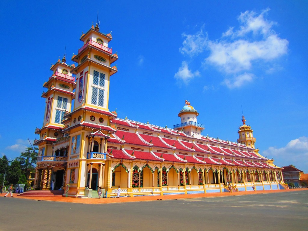 Khám phá công trình kiến trúc độc đáo ở Tòa Thánh Cao Đài 