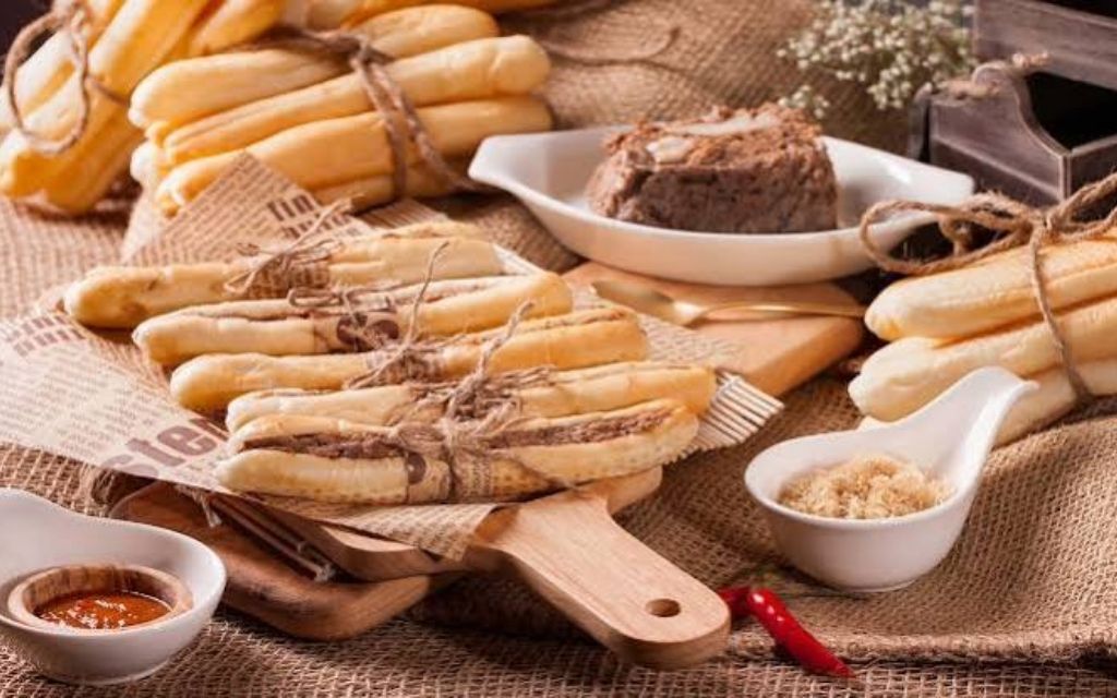Bánh mì que Cao Bằng 