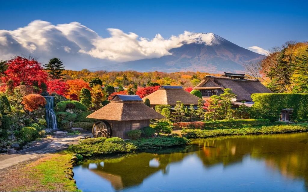 Làng Oshino Hakkai dưới chân núi Phú Sĩ 
