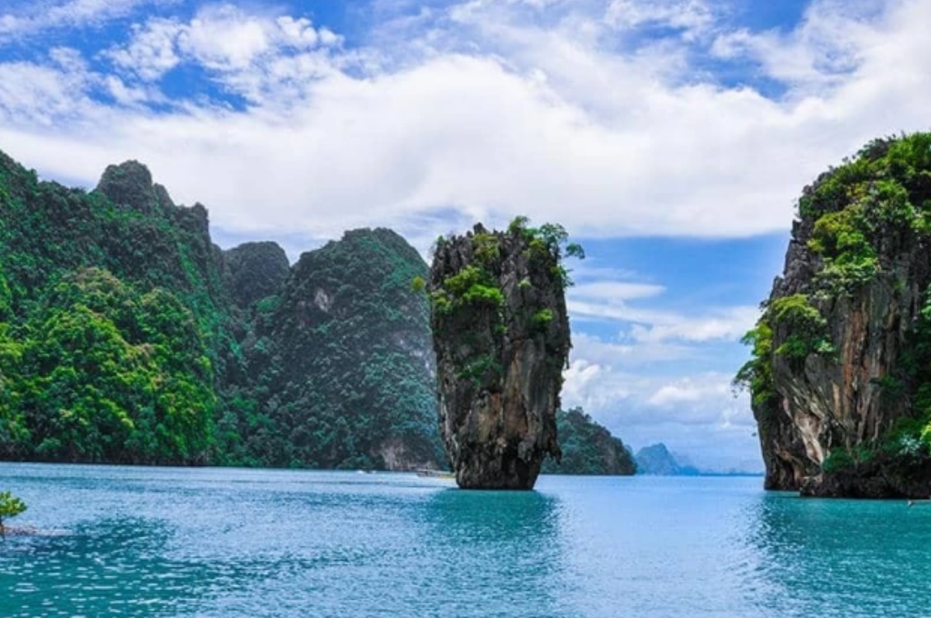 Vịnh Phang Nga và đảo James Bond