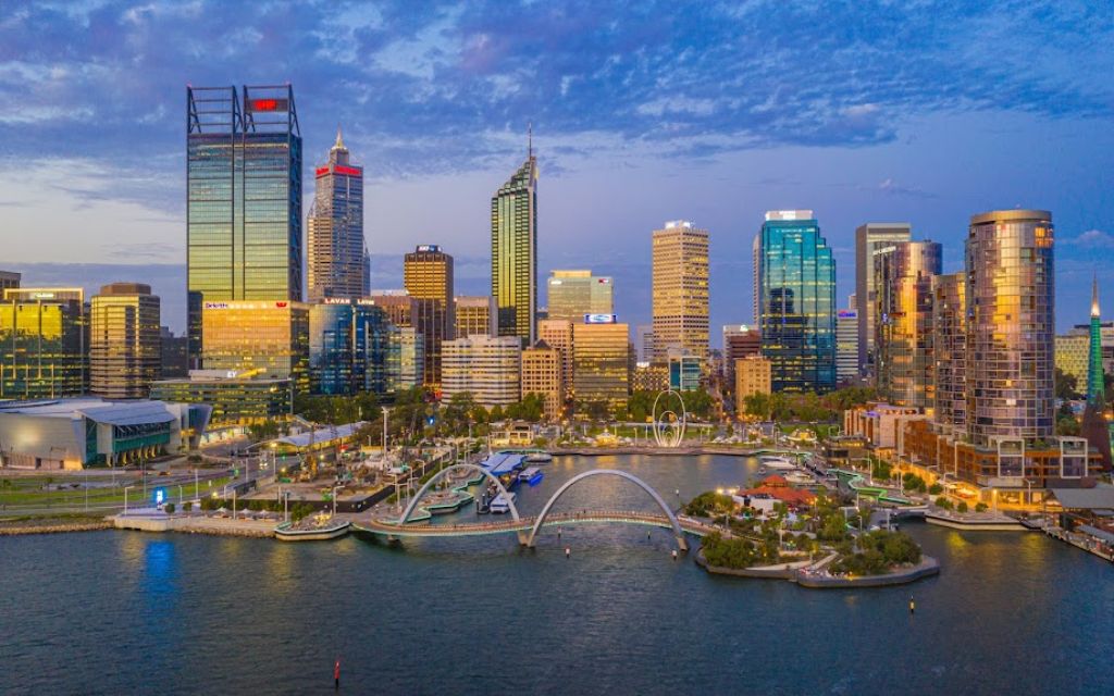 Perth về đêm trở nên rực rỡ