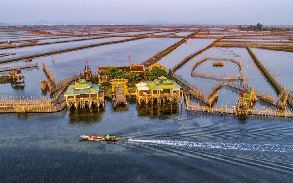 Làng chài Đầm Chuồn